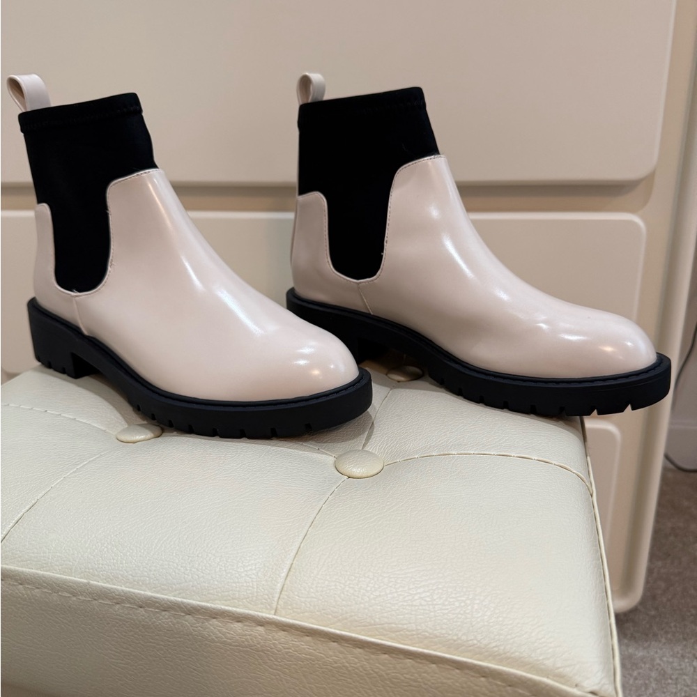 Stylish Cream and Black Ankle Boots